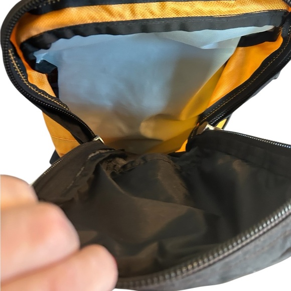 Osprey Helios 14 Black Yellow Daypack Backpack Holds 14L Outdoor Activity Hiking - Picture 13 of 15